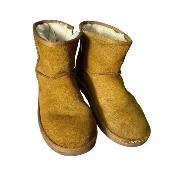 Koolaburra by UGG US size 5 in chestnut mini boots - Picture 2 of 11